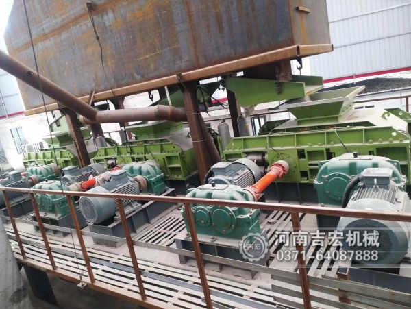 河南細沙制沙機哪種設備比較好,推薦吉宏機械對輥破碎機！